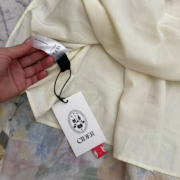 CIDER Floral Shirred Midi Dress | Small | Beige Cottagecore - Picture 10 of 11